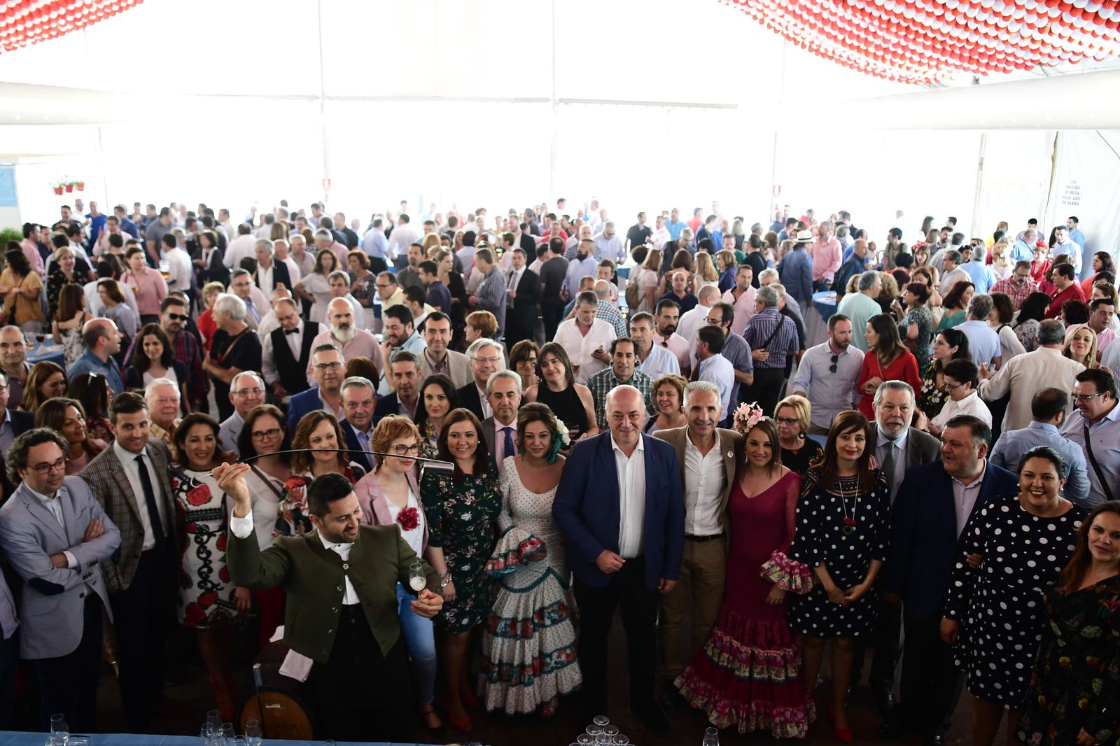 Representantes institucionales con Antonio Ruiz al frente, ayer en la recepción ofrecida por la Diputación.