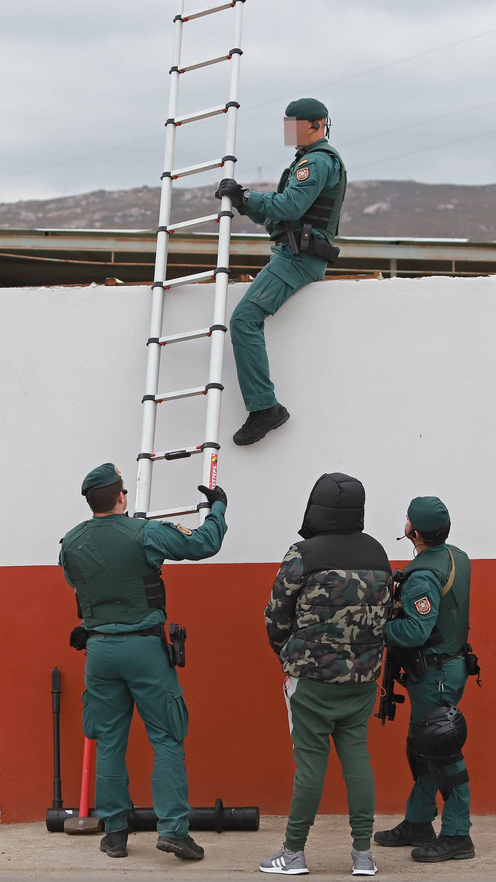 Registros de la Guardia Civil en La Línea y San Roque