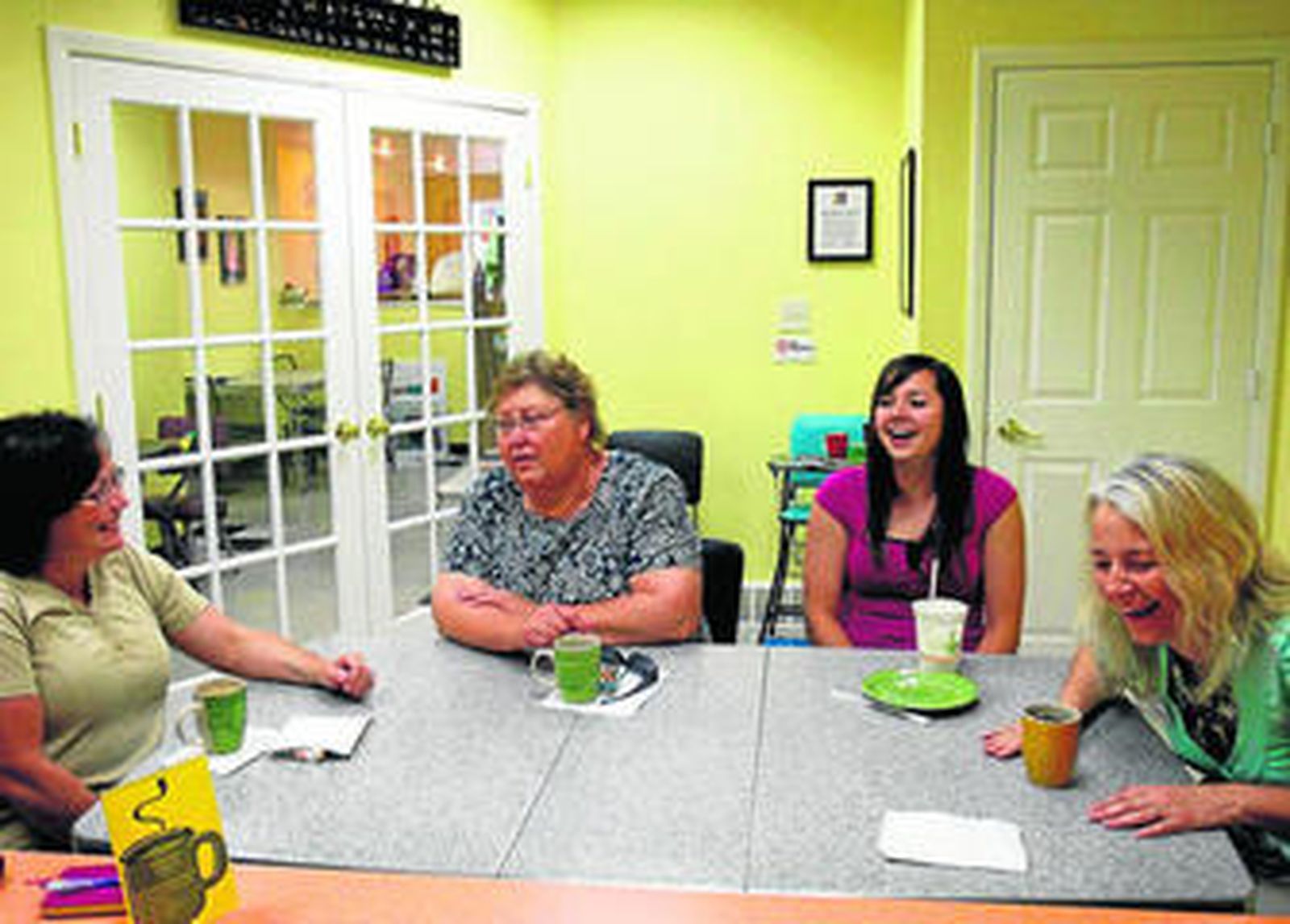 Las personas que se consideran acompañadas se sienten más saludables.