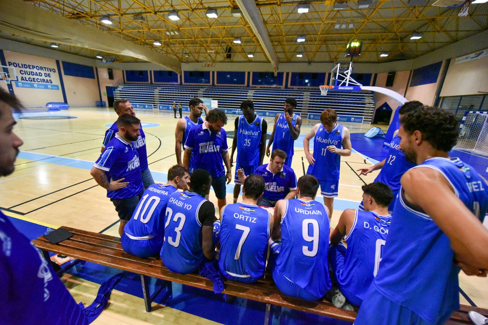 Las fotos del Udea - Ciudad de Huelva de la Copa Diputación de baloncesto