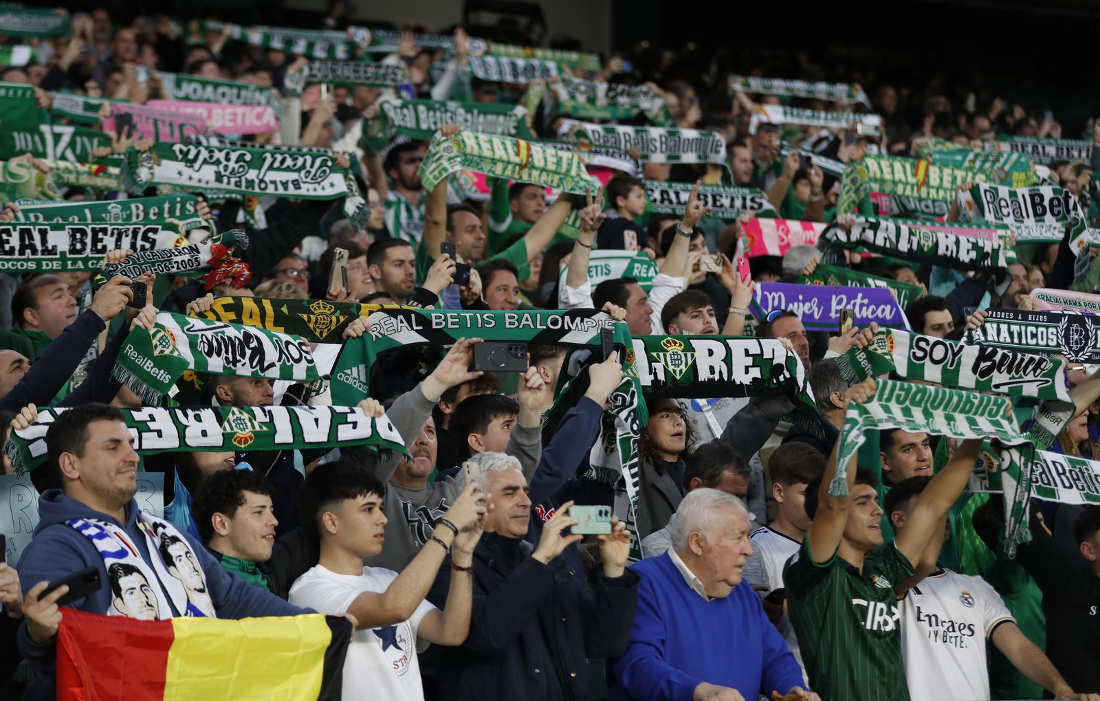 Búscate en las fotos del Betis - Real Madrid