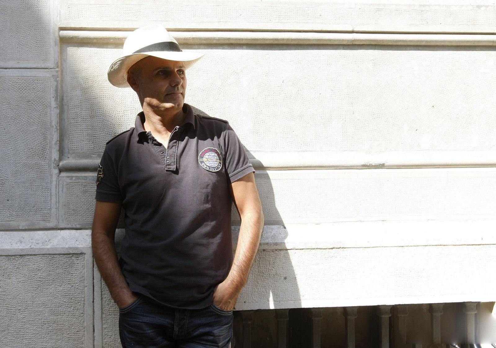 El escritor, editor y pintor José Mateos (Jerez de la Frontera, 1963).