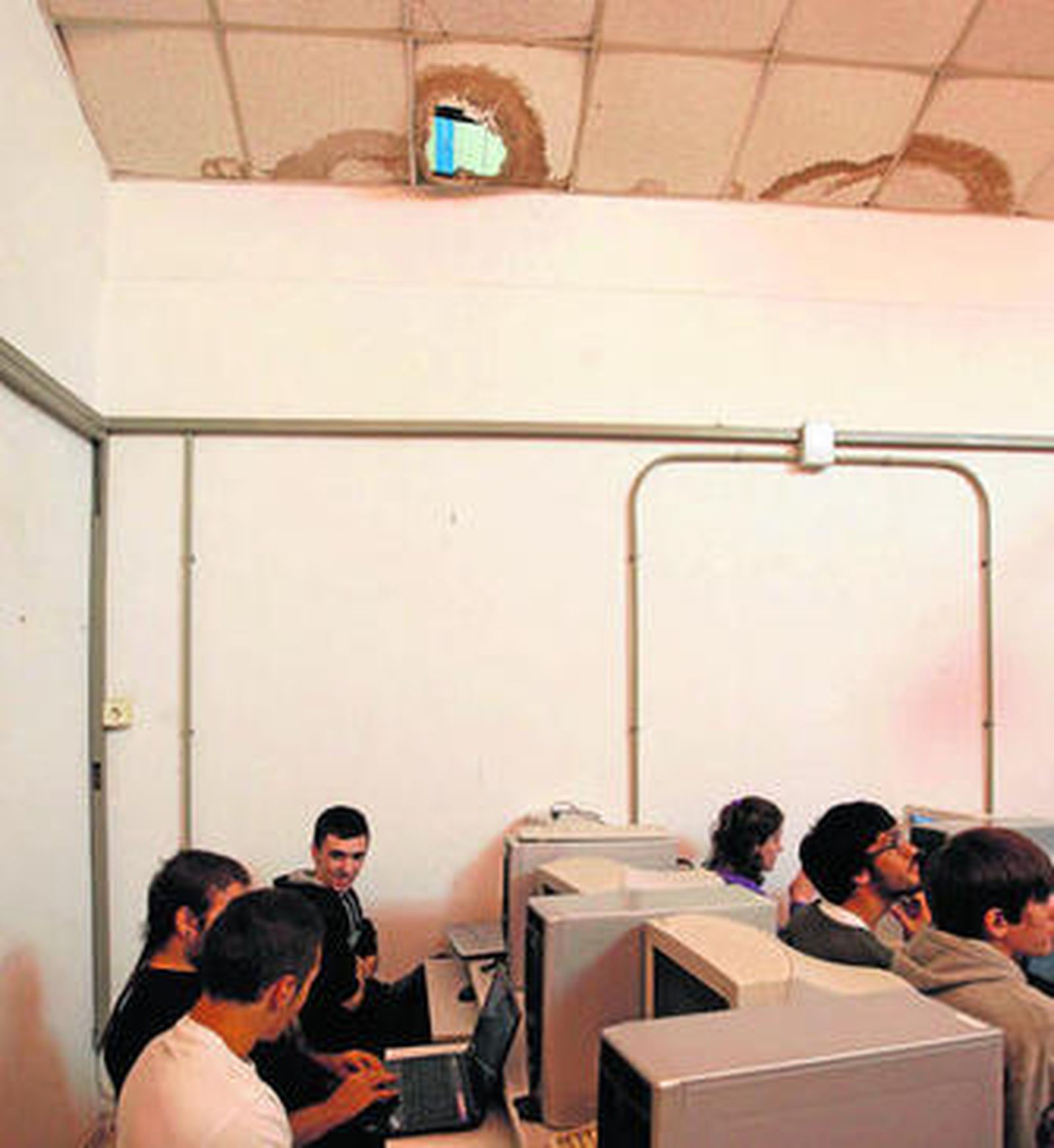 Esta imagen del aula 2 de Informática de la ESI fue tomada en octubre de 2012, hace justo un año.