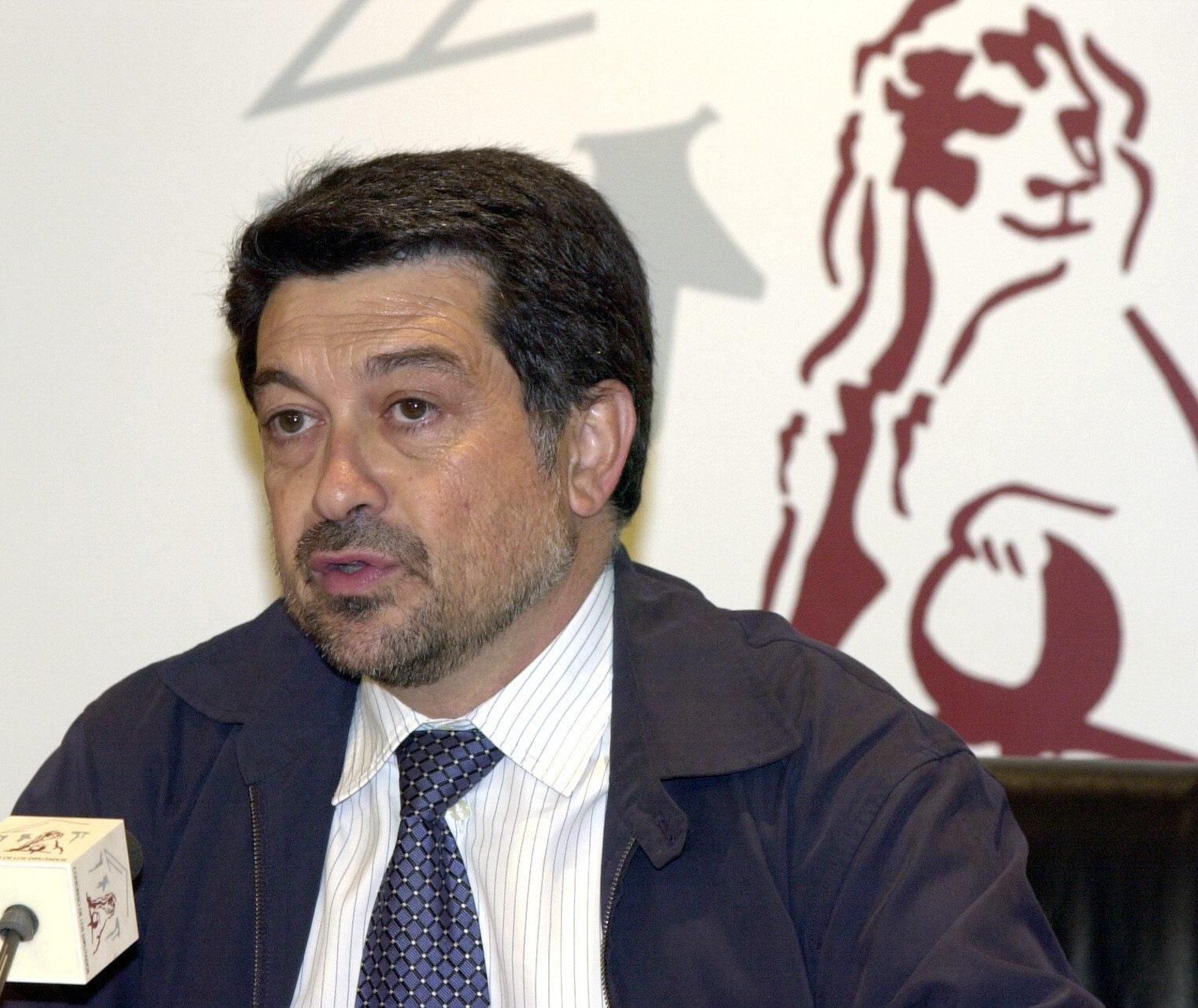 Javier Barrero, toda una vida ligado a la política onubense en imágenes