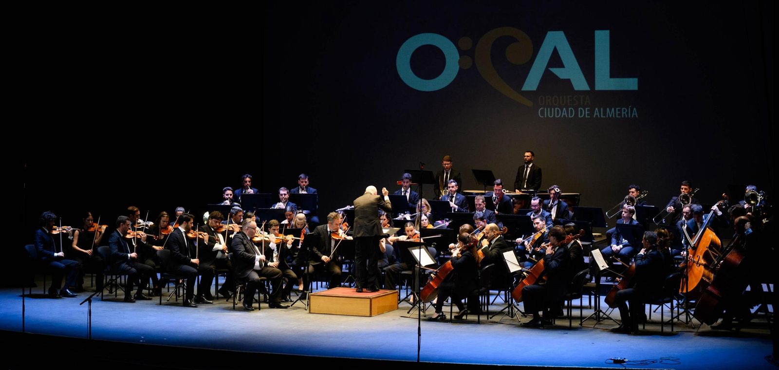 La OCAL volverá a estar dirigida de forma magistral por Michael Thomas.