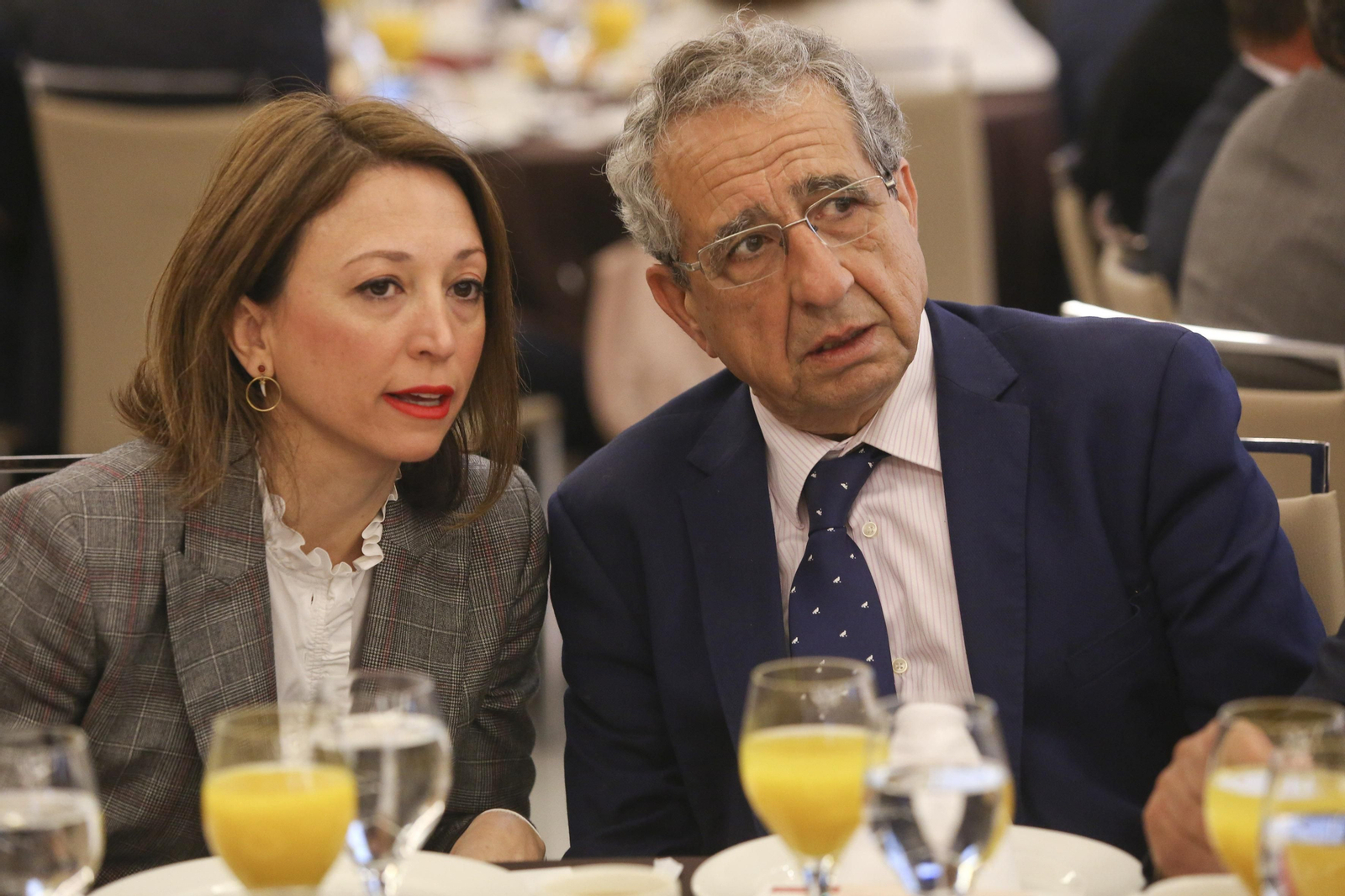 Foro Joly con Elías Bendodo