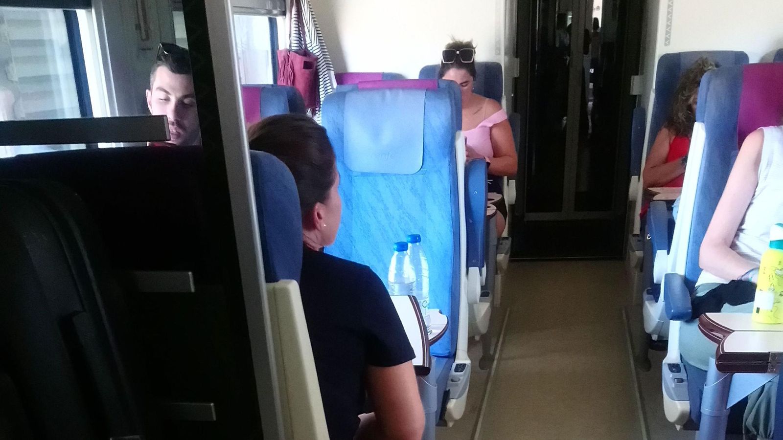 Nueva avería que interrumpe el trayecto de uno de los trenes de Renfe con destino Huelva. Nueva avería que interrumpe el trayecto de uno de los trenes de Renfe con destino Huelva.