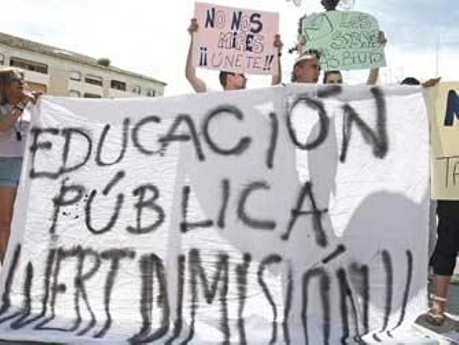 Amplio seguimiento de la huelga de educación en Secundaria y en las universidades