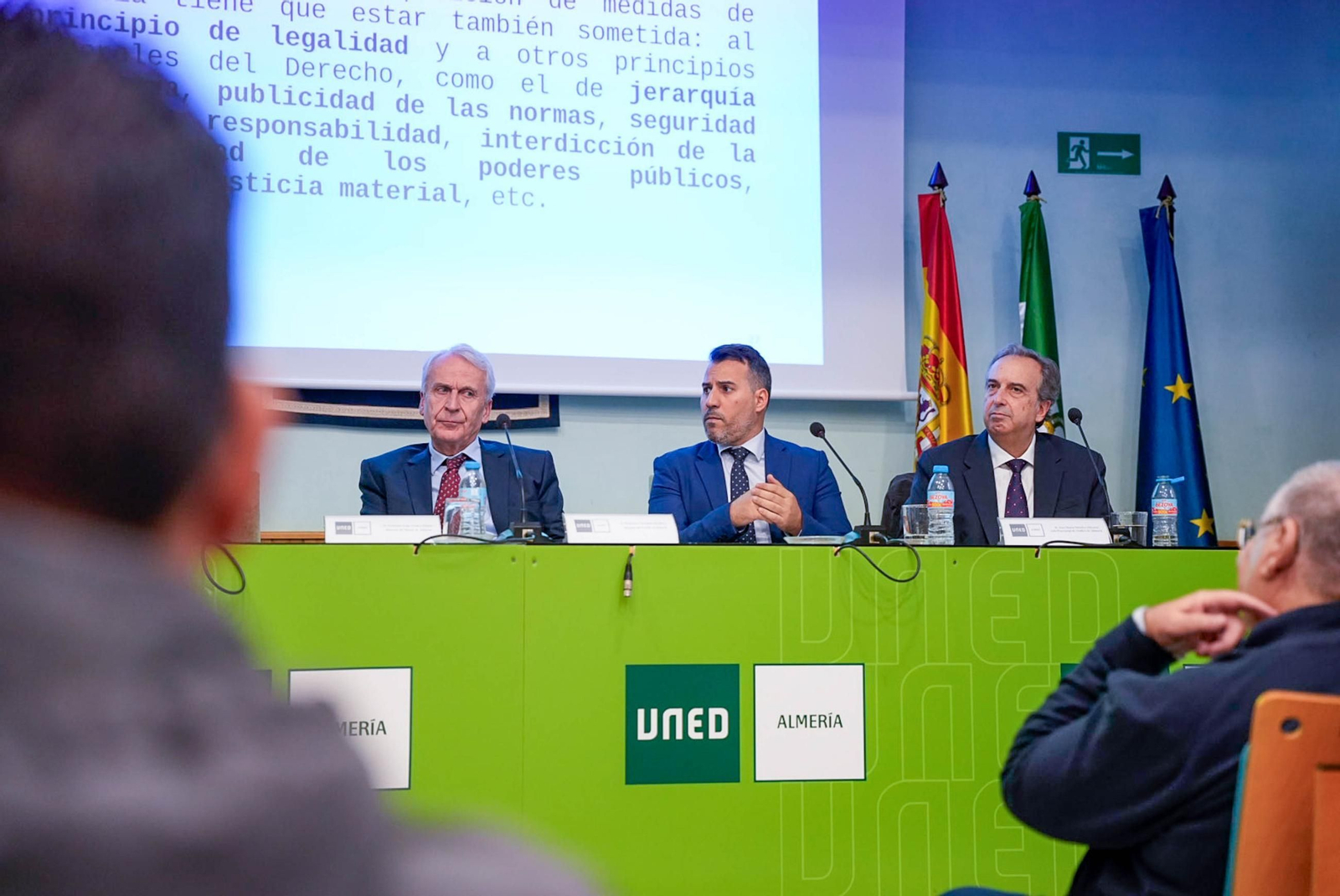 Las imágenes de la III Jornada de Tráfico, Seguridad Vial y Medicina Legal de la UNED de Almería