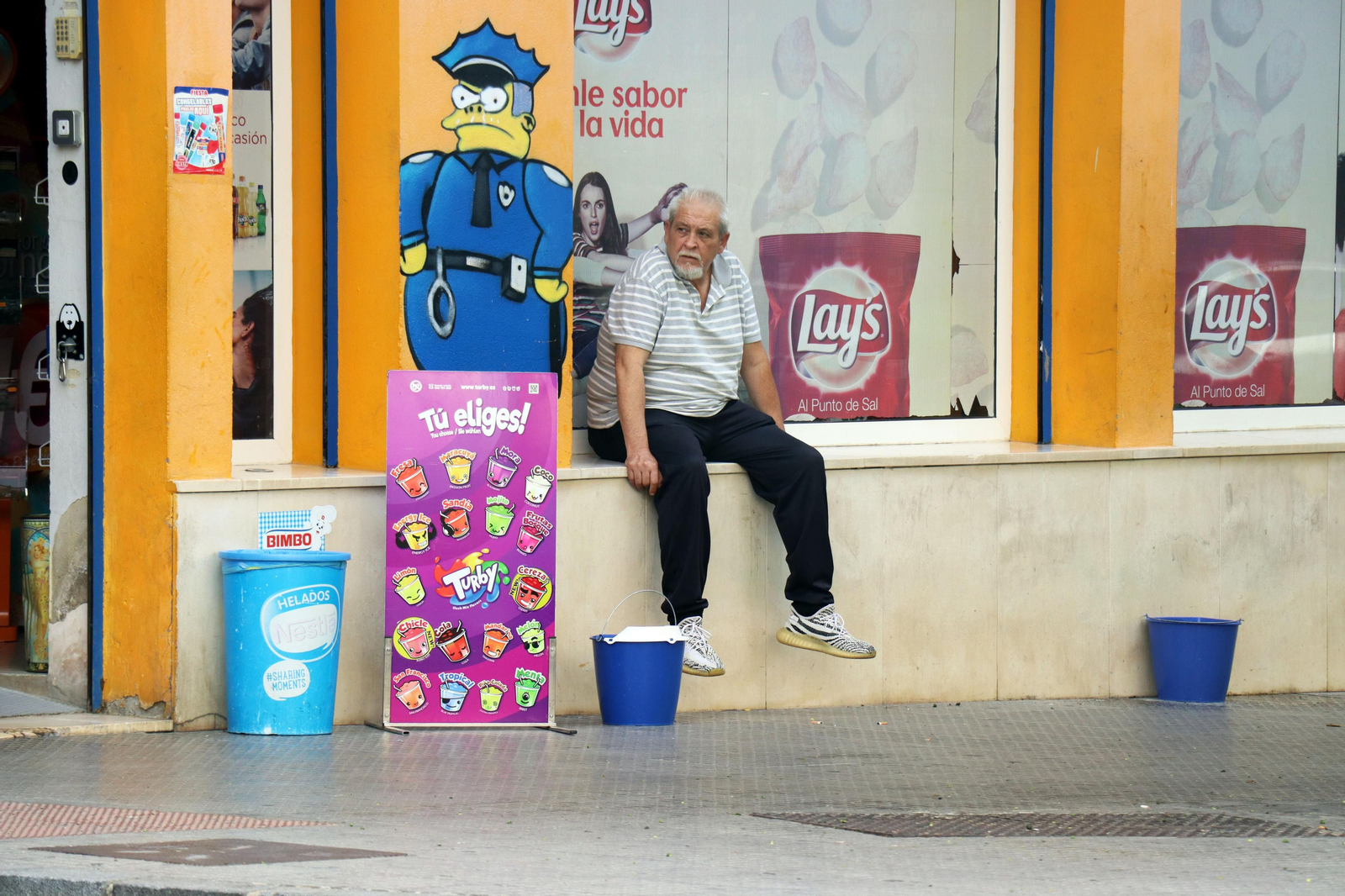 Imágenes del lunes 8 de mayo en Huelva