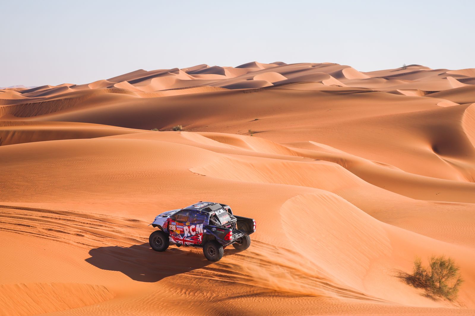 Las espectaculares imágenes del Dakar por las dunas