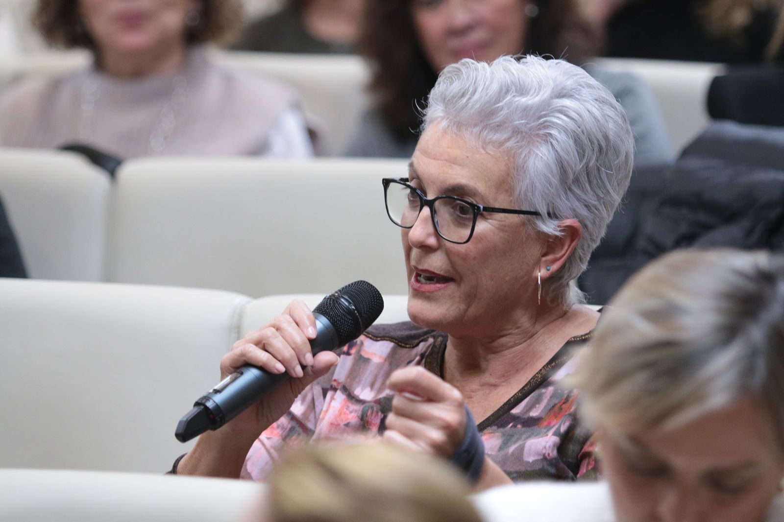 El Diario de los Libros, con Cristina Campos y su novela 'Historias de mujeres casadas'
