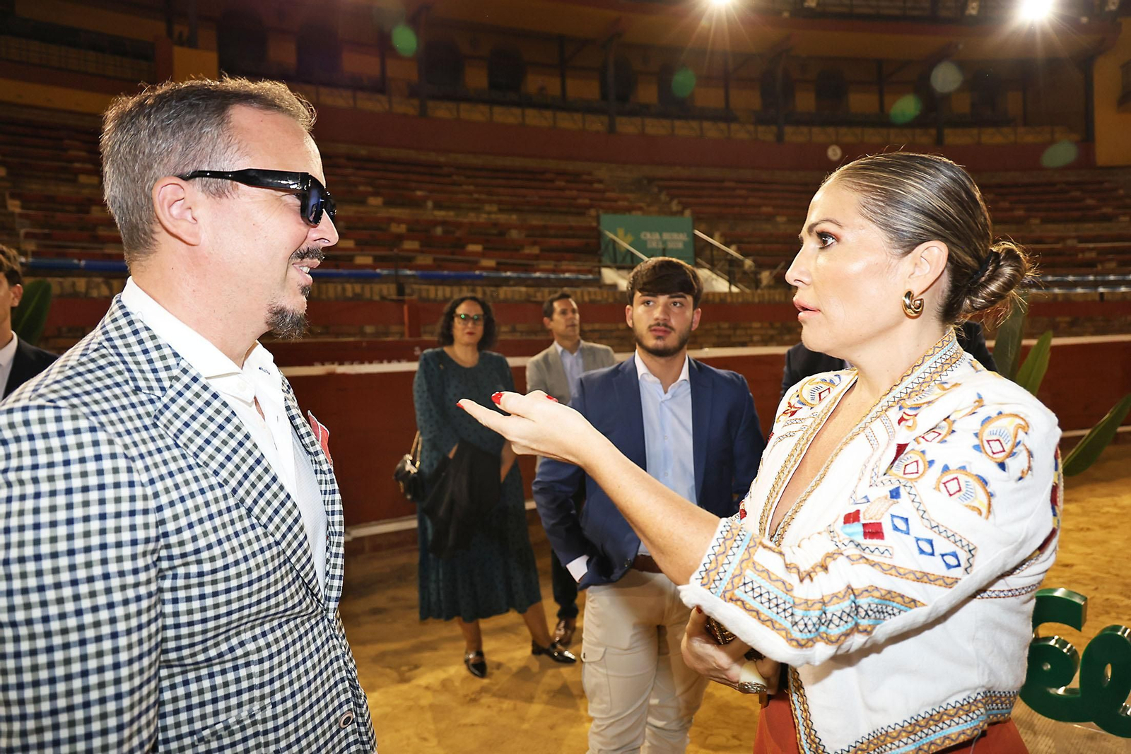 Imágenes del ambiente en la entrega de la XXXII edición de los premios taurinos "El Cabezo"