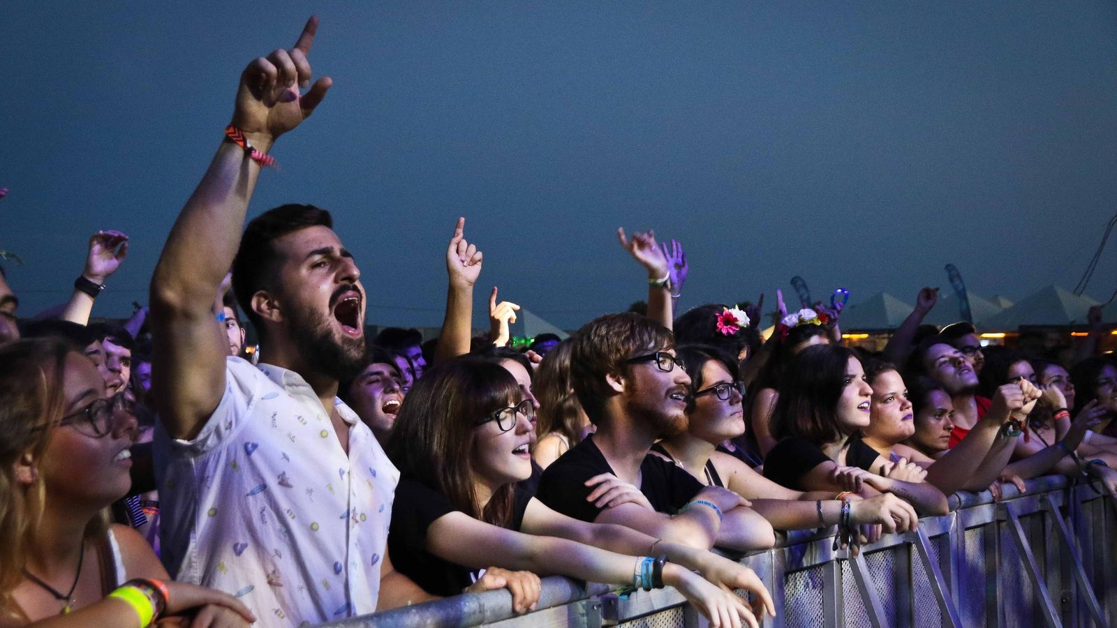 Público congregado en una de las últimas ediciones del Weekend Beach Festival, en Torre del Mar.
