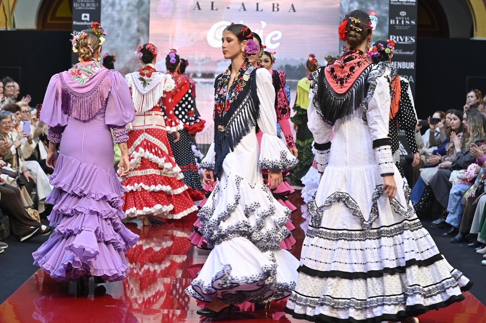 Huelva Flamenca 2026: Desfile de Olaje