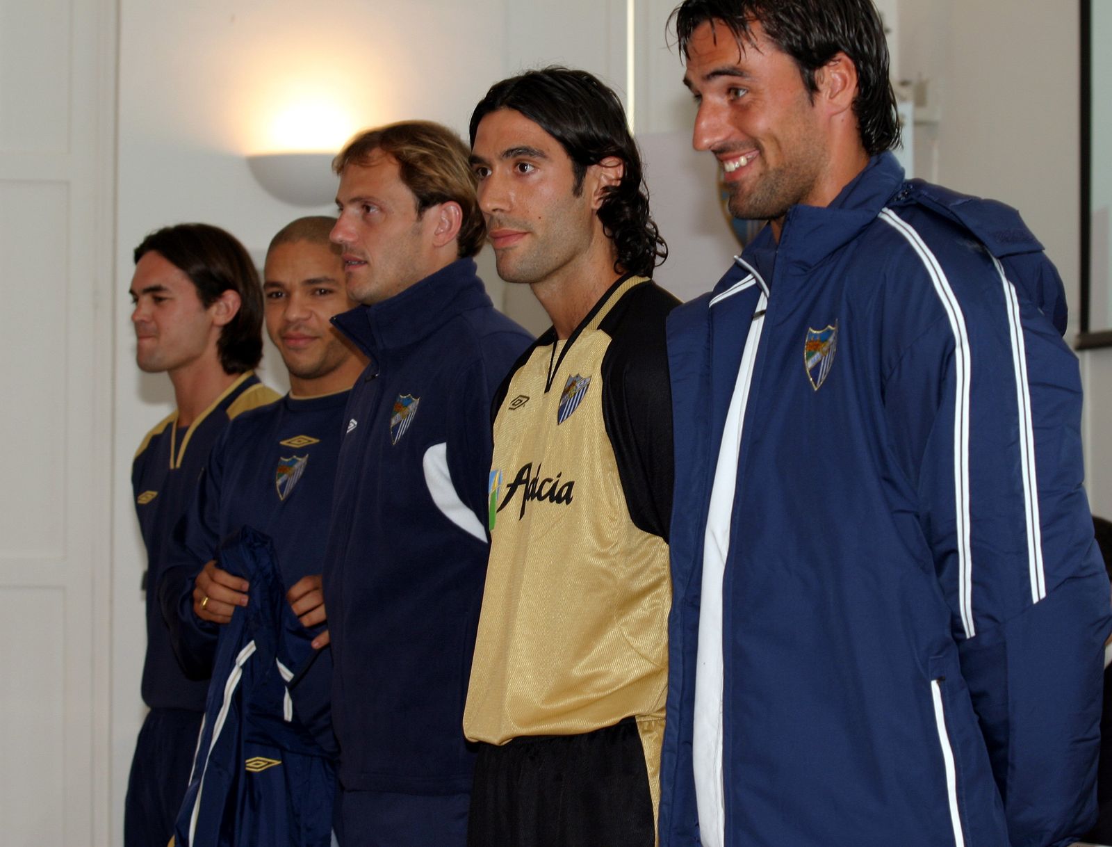 Las equipaciones del Málaga CF en sus últimas 16 temporadas