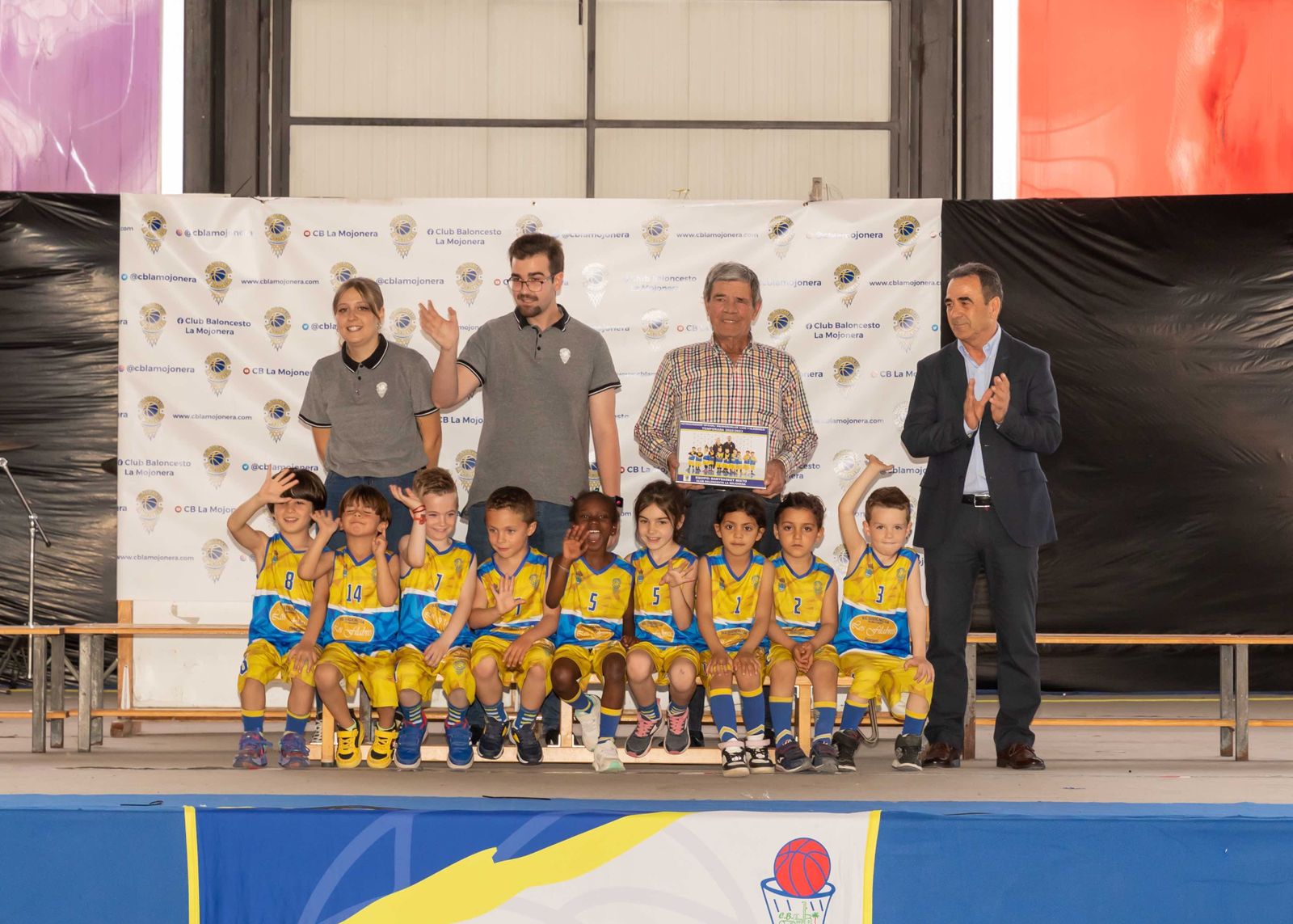 El conjunto de pequebasket es uno de los integrantes del CB La Mojonera