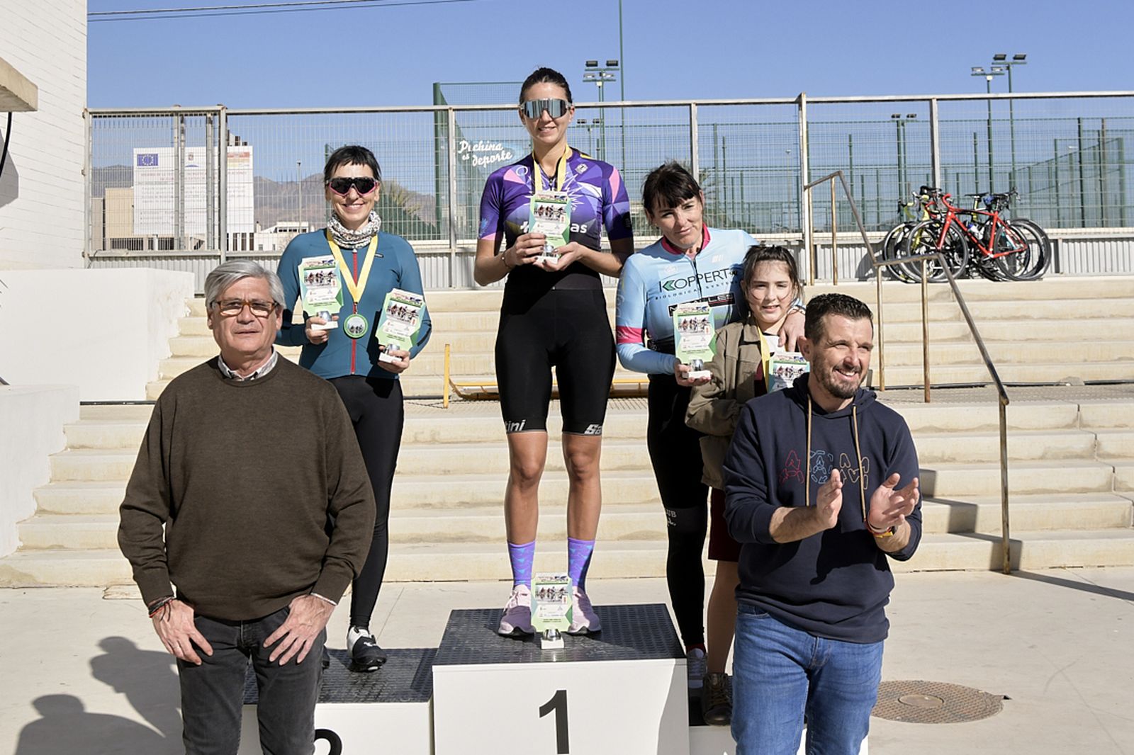 Podio de la categoría femenina