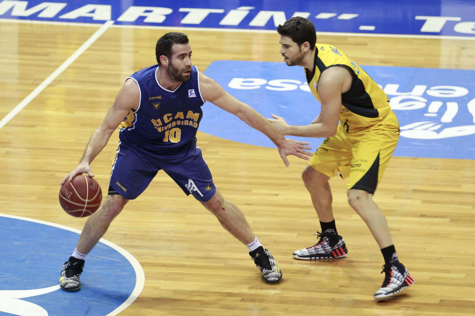La carrera de Carlos Cabezas, en fotos