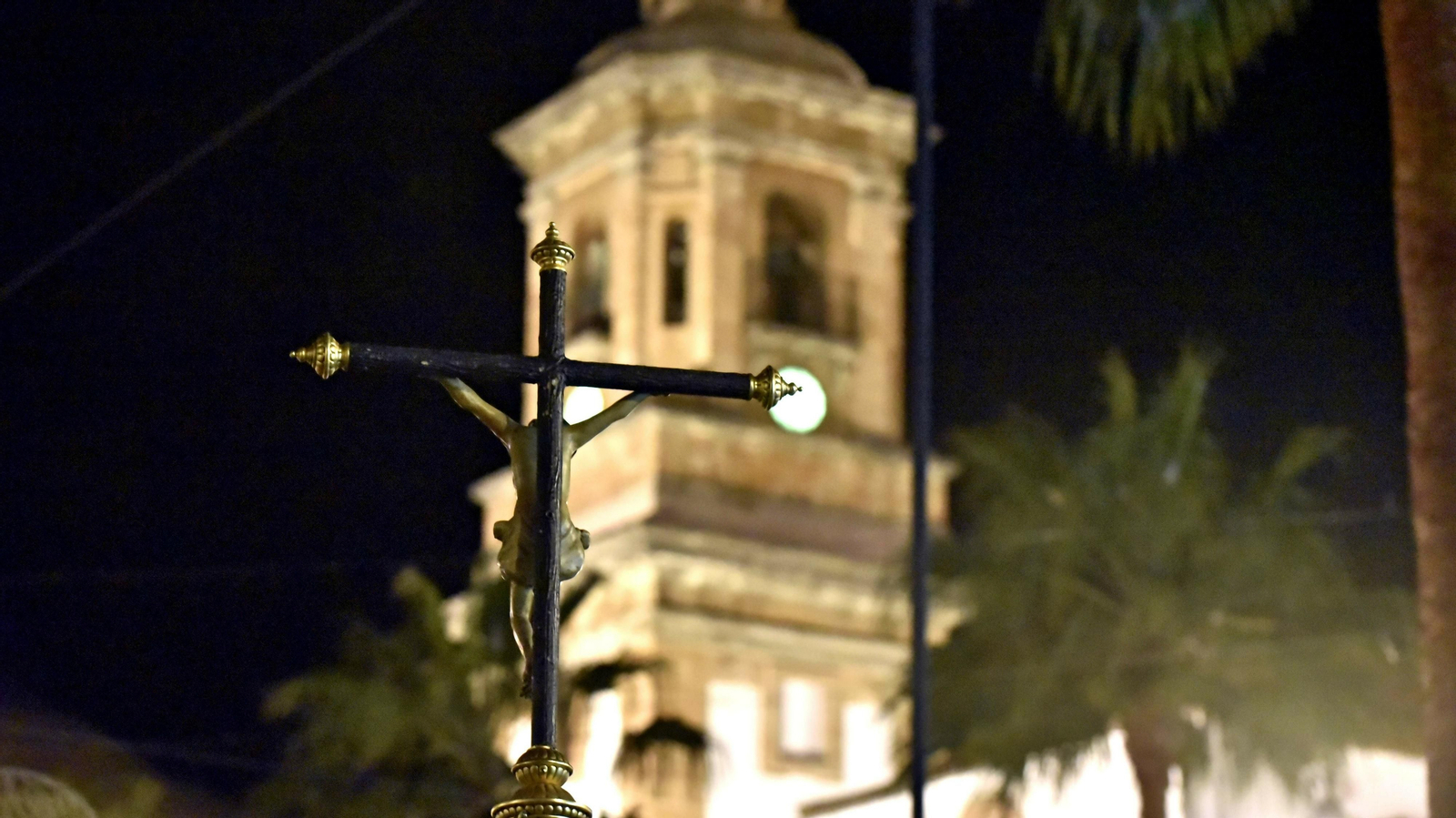 Las fotos del Via Crucis Oficial del Consejo Local de Hermandades y Cofradías de Algeciras