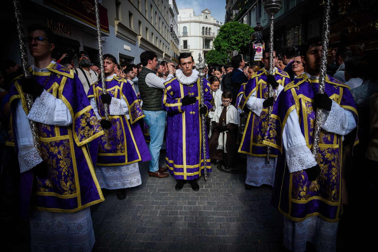 El Cristo de los Desamparados en la Semana Santa de Sevilla 2025