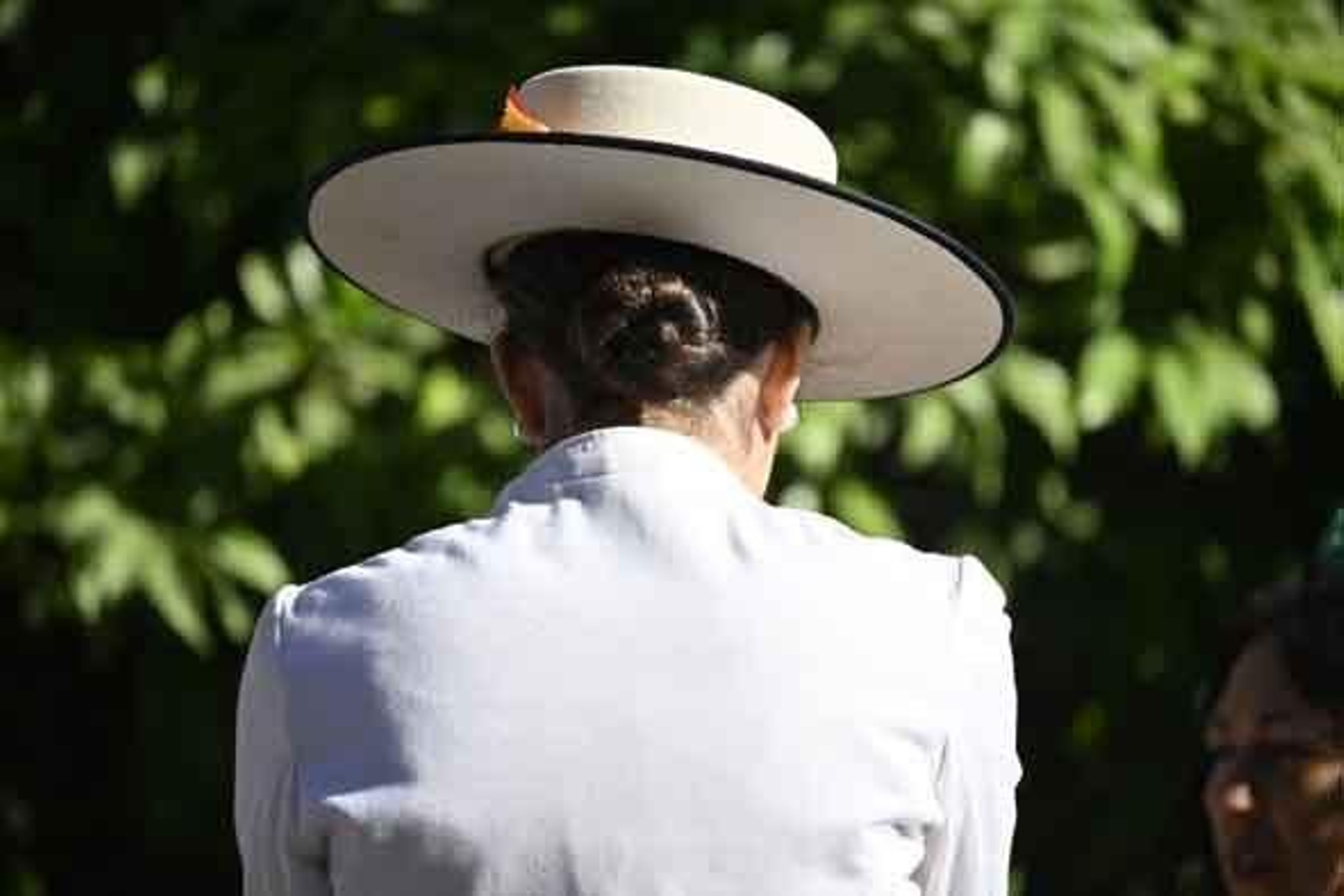 Las mejores imágenes de los peregrinos en la salida de Emigrantes