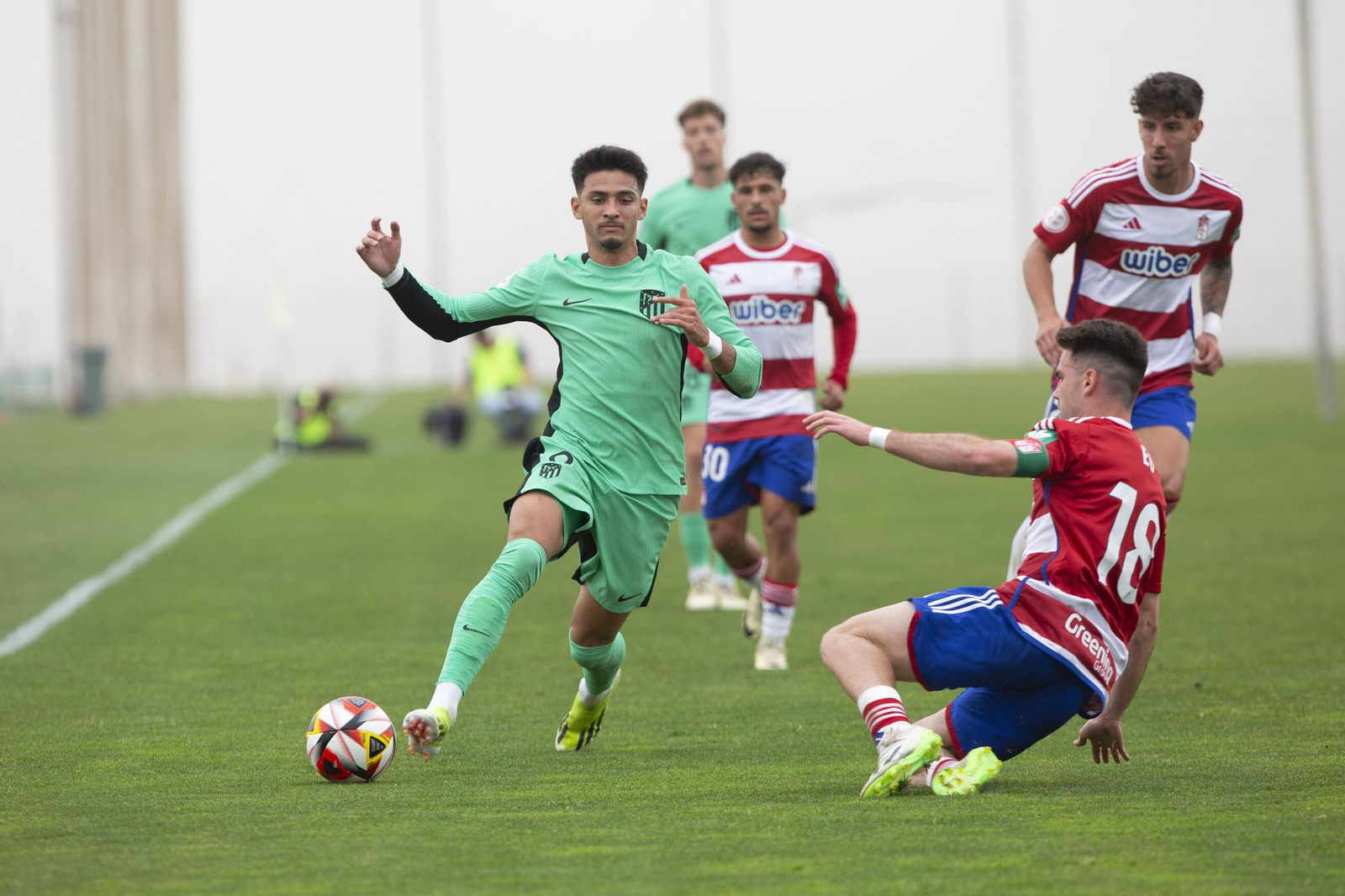 Las mejores imágenes del Recreativo Granada - Atlético de Madrid B