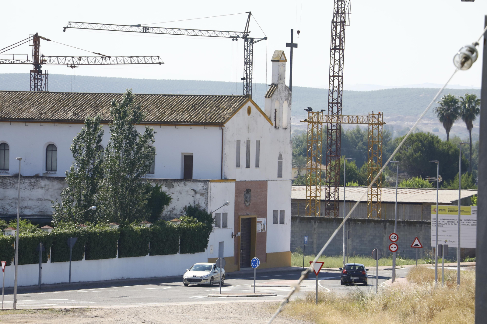 Un recorrido en fotografías por El Higuerón, uno de los barrios más pobres de Córdoba