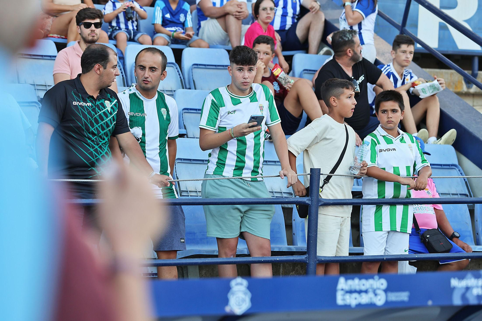 Las mejores imágenes del Trofeo Colombino entre el Recreativo de Huelva y el Córdoba CF