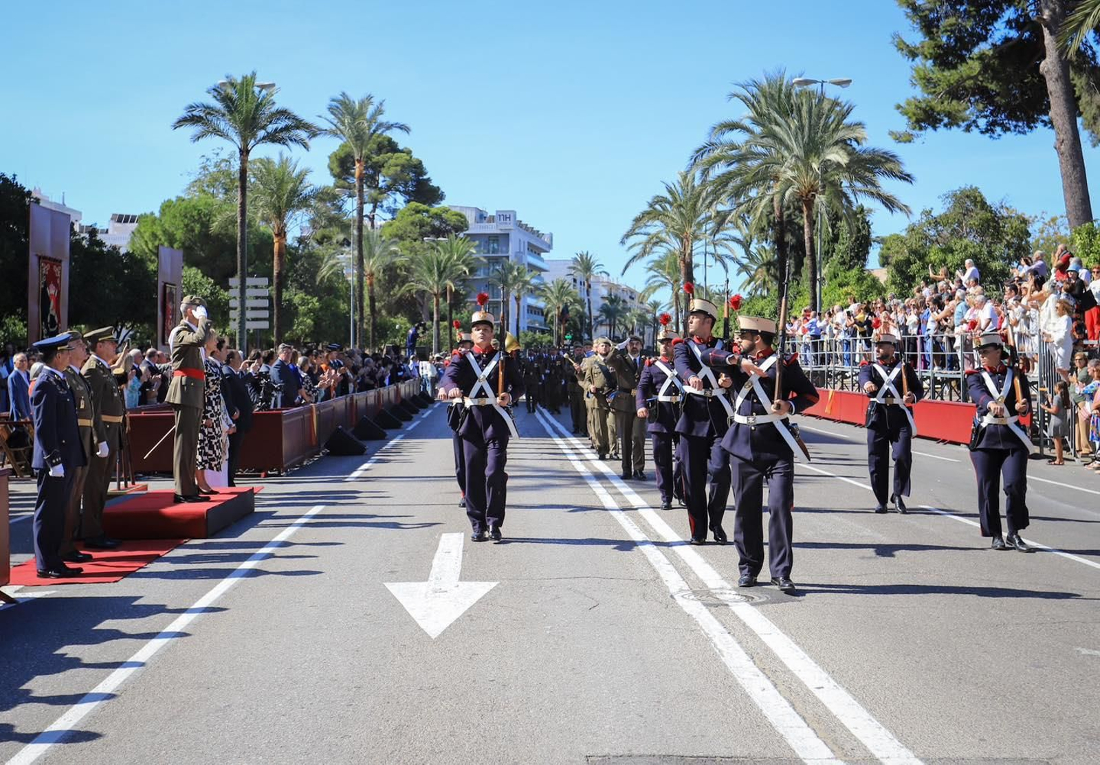 Jura de bandera de 250 personas civiles en Jerez