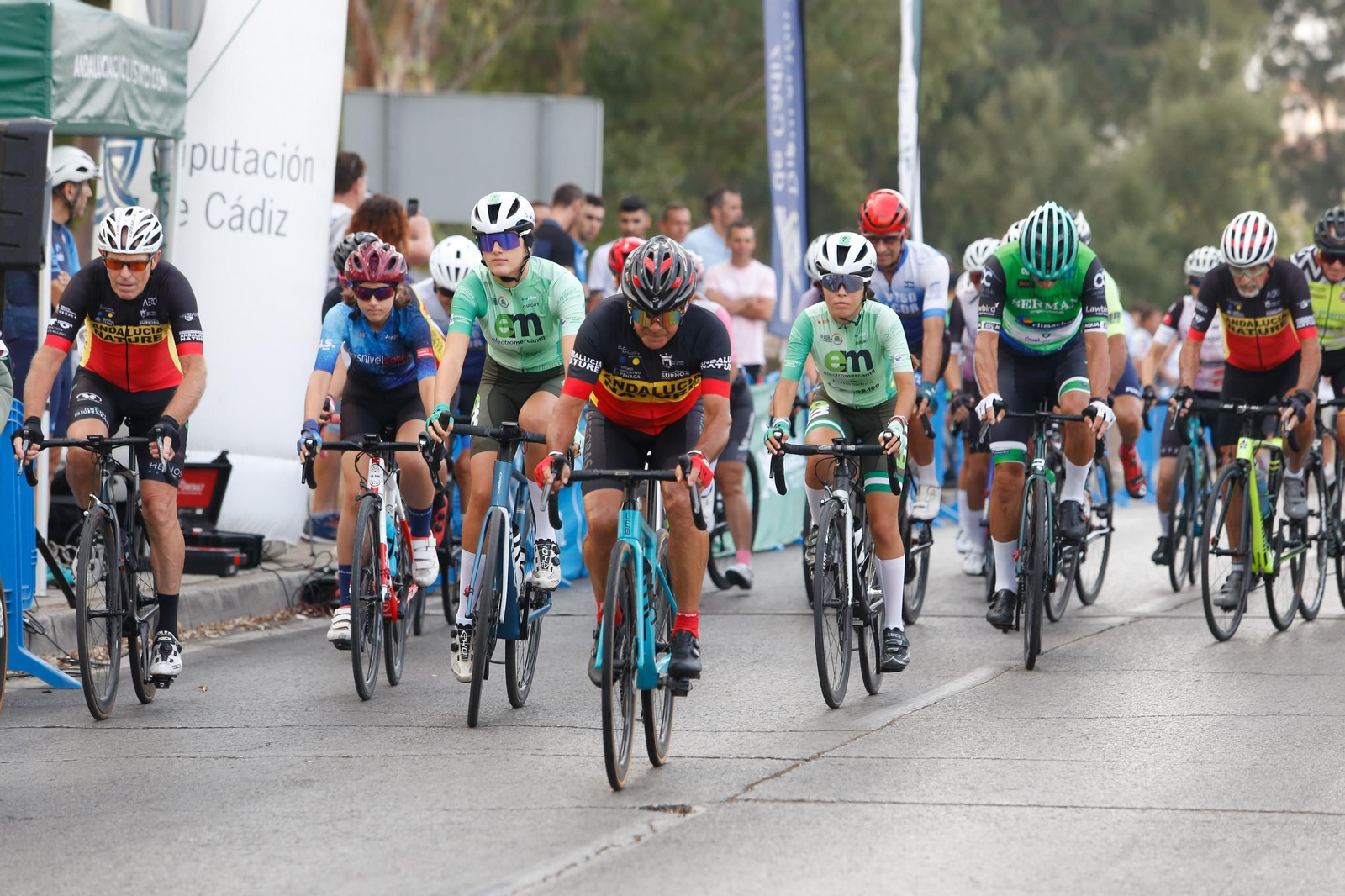 Fotos de la tradicional cita ciclista XIV Clásica de Algeciras 2025