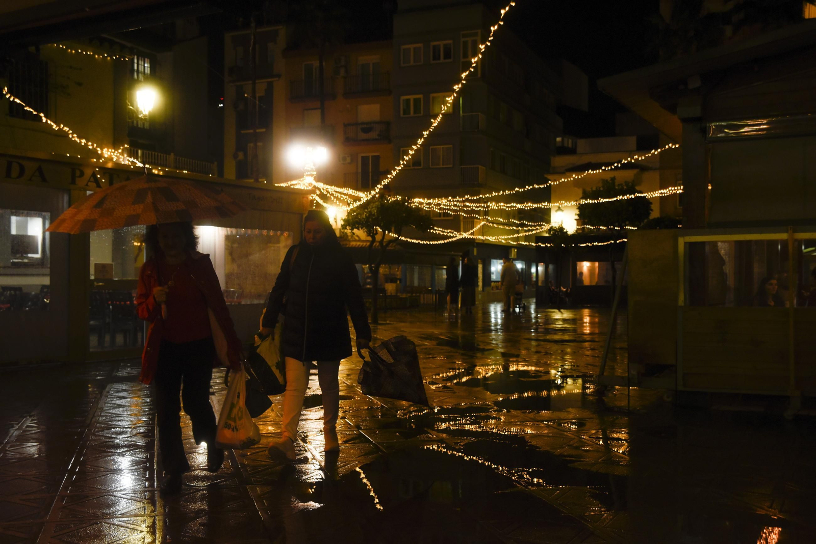Fotos del viernes al paso de la borrasca Claudia en La Línea