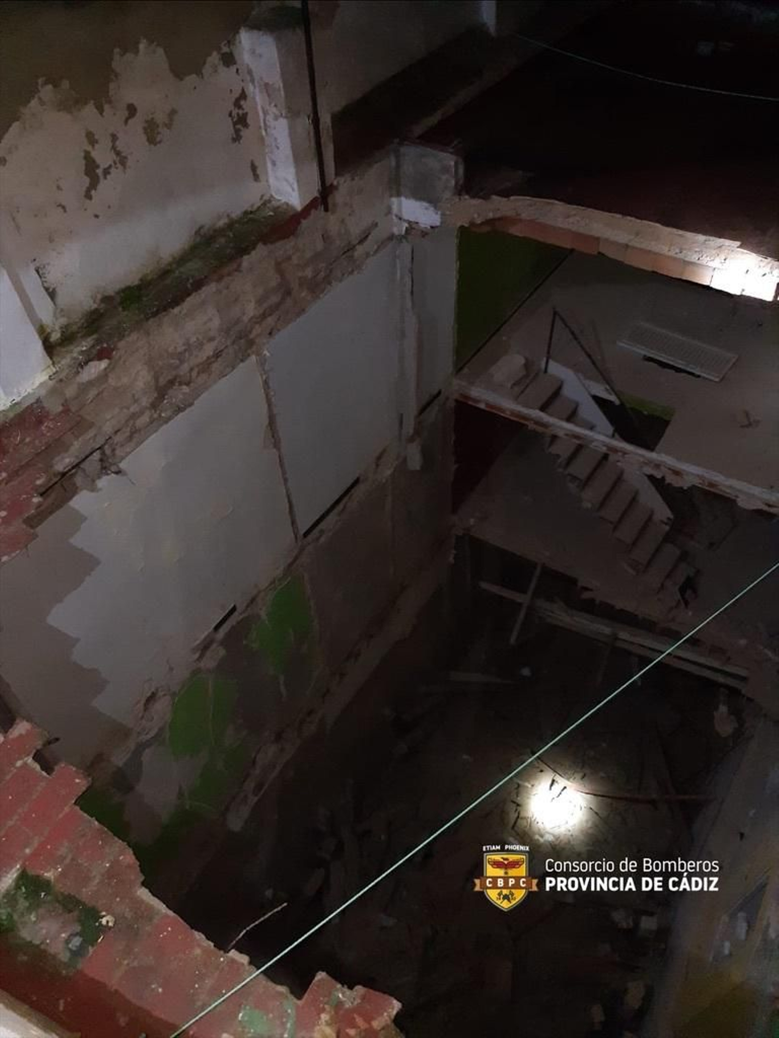 Aspecto de la finca tras el derrumbe en la calle San José.