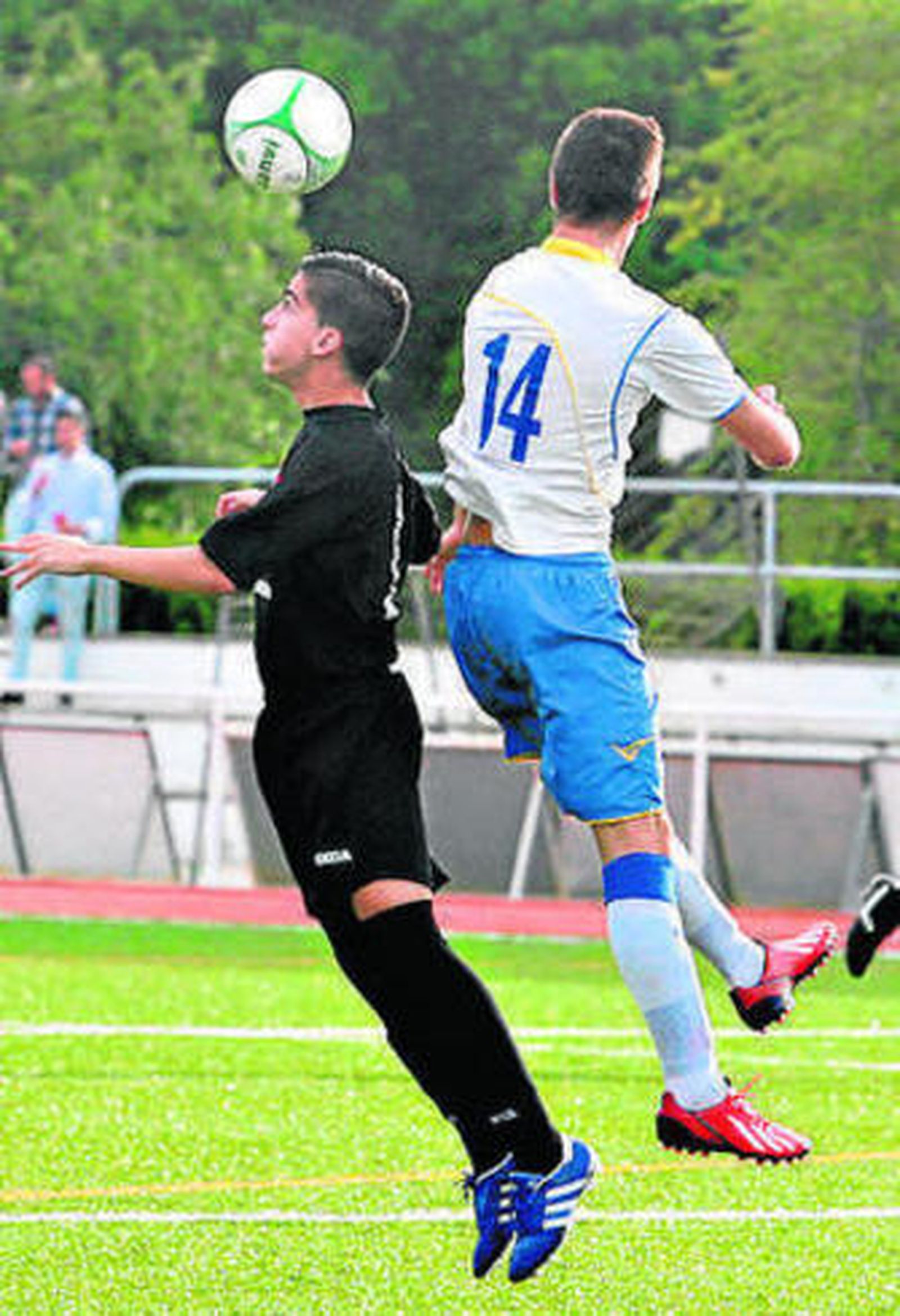 Un lance del Bonares-Rosal.