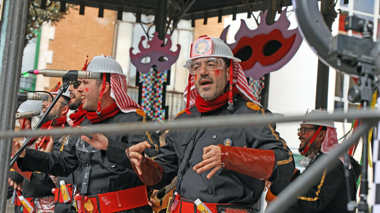 Gala de Carnaval de Jerez en la plaza del Banco con Martínez Ares