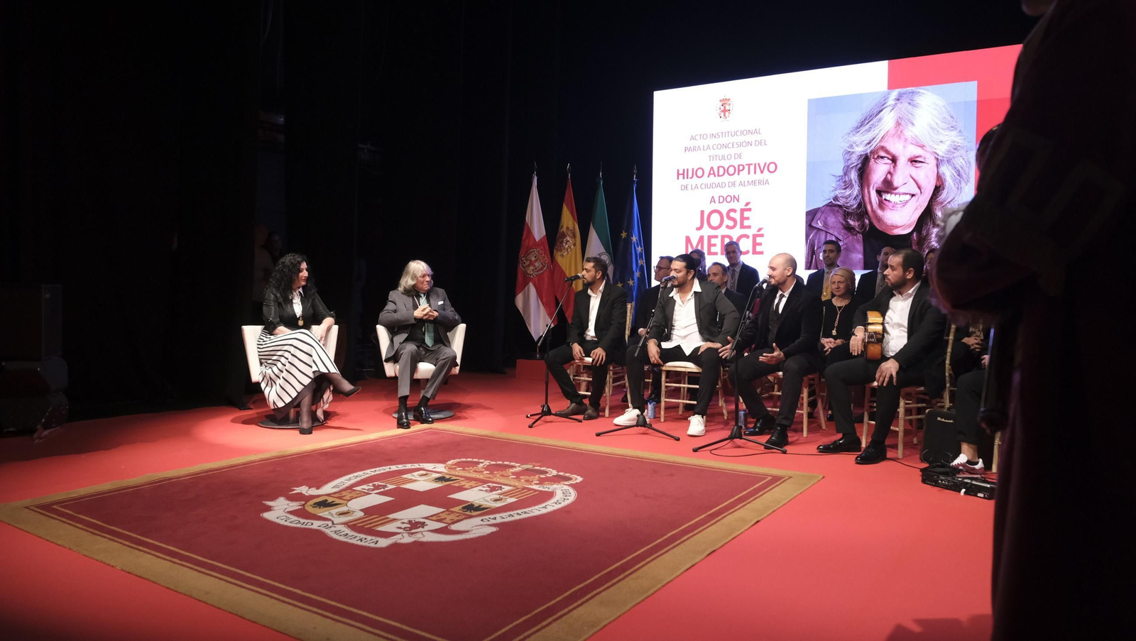 El cantaor José Mercé ya es Hijo Adoptivo de la Ciudad de Almería, en imágenes