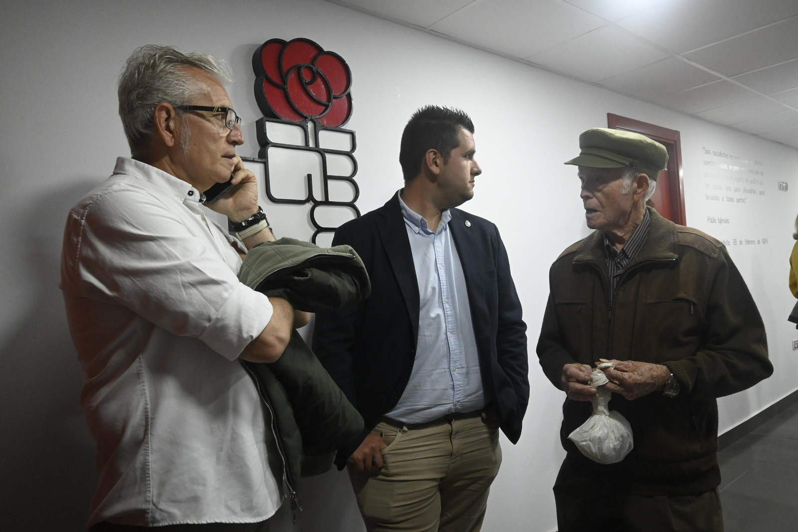 Imágenes del PSOE tras las elecciones municipales en Huelva