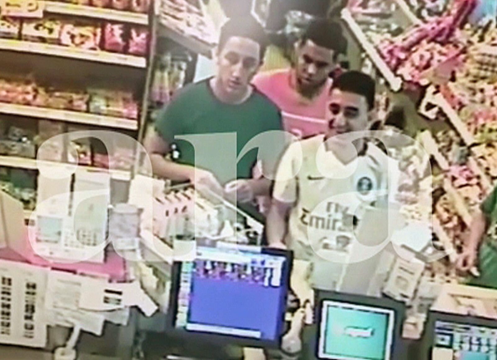 Captura del vídeo en la que aparecen los terroristas.