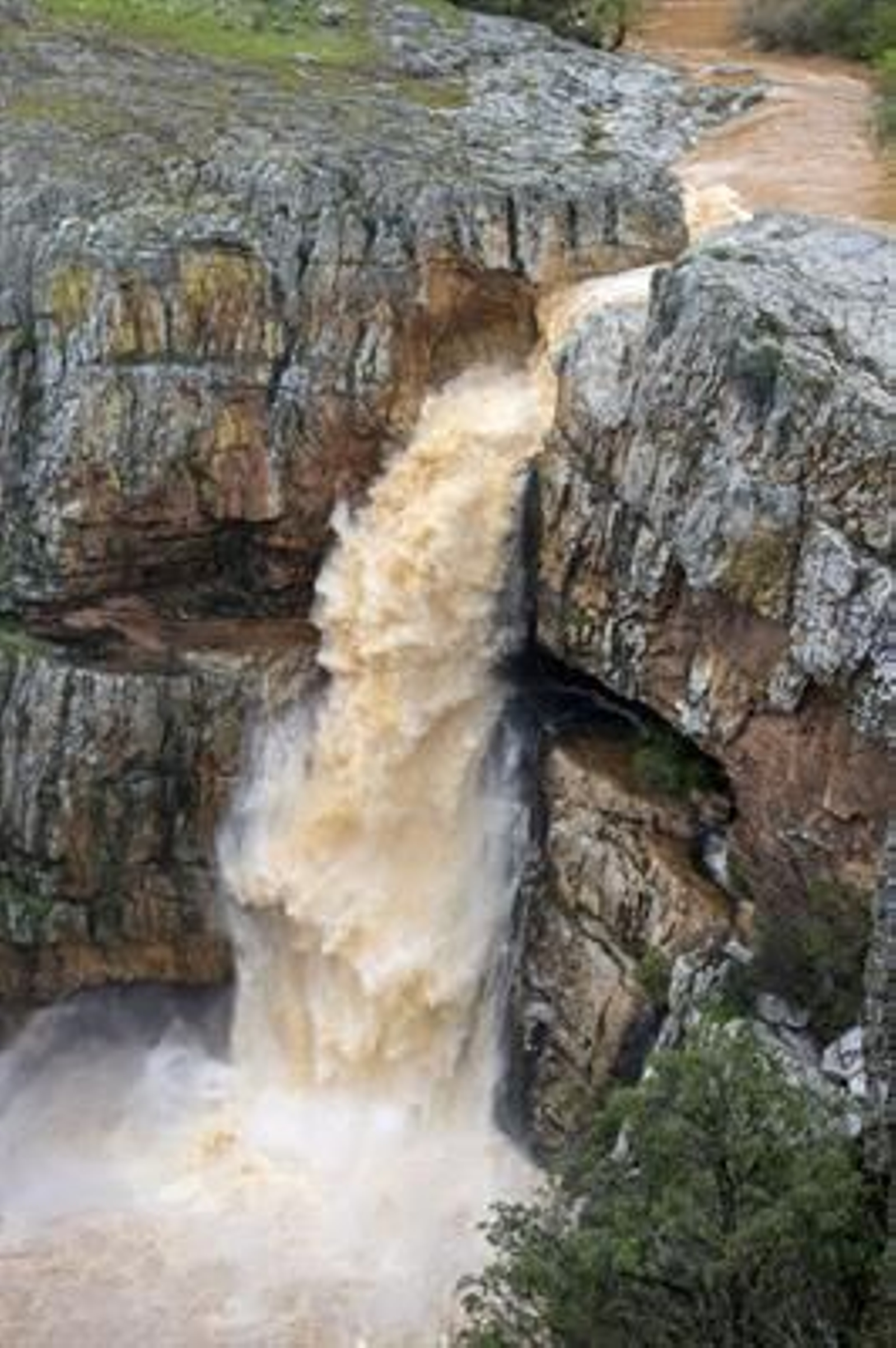 La cascada de La Cimbarra, en Aldeaquemada.