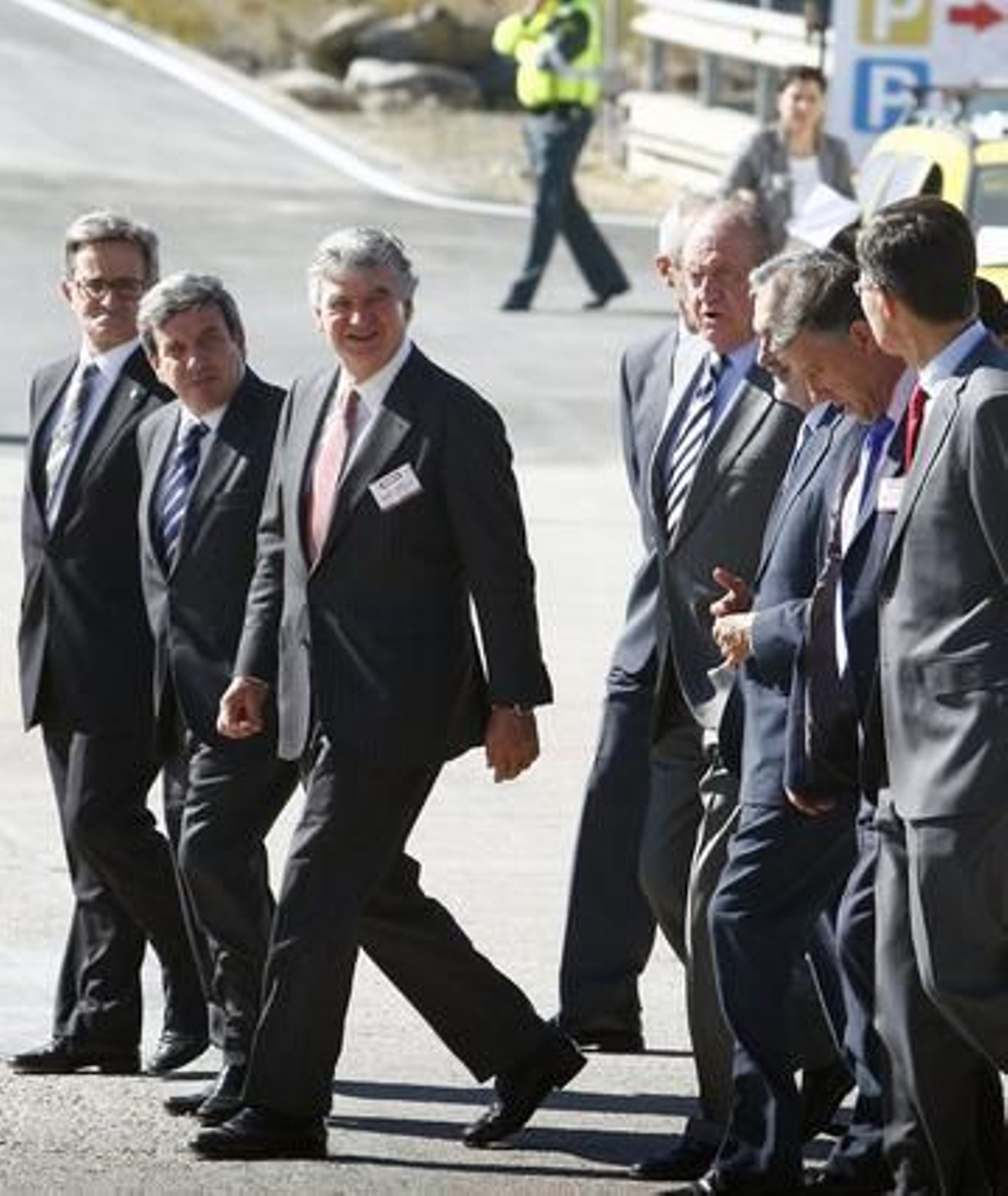 El rey Juan Carlos inaugura la ampliación de la refinería de Cepsa La Rábida. / Alberto Domínguez