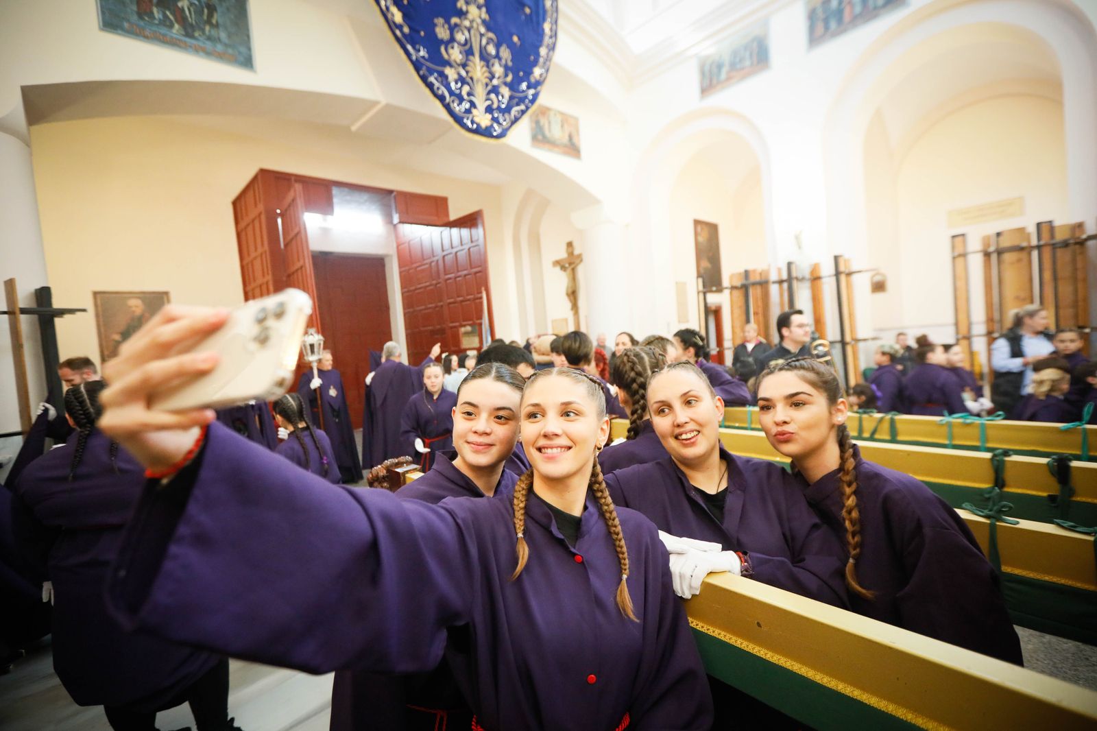 La procesión del Encuentro, en imágenes