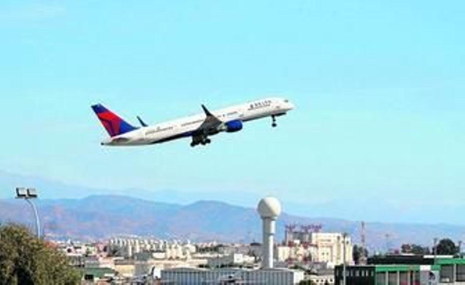 Imagen del último vuelo entre Málaga y Nueva York, que partió el domingo desde el aeropuerto.