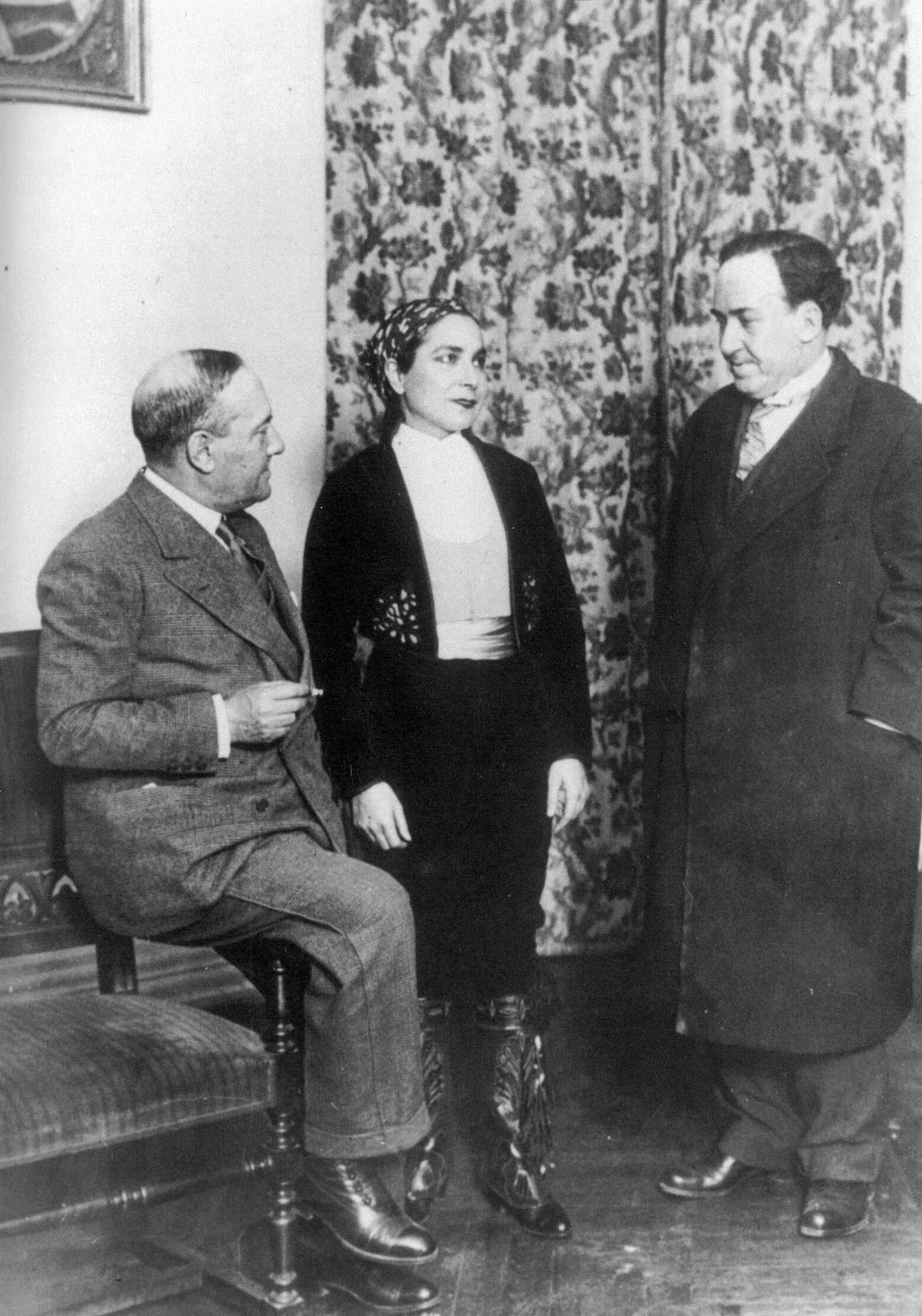 La Xirgú con los Machado.