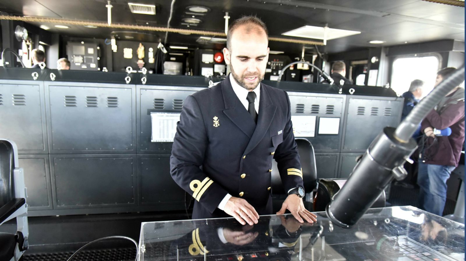 Portaviones Juan Carlos I en Algeciras