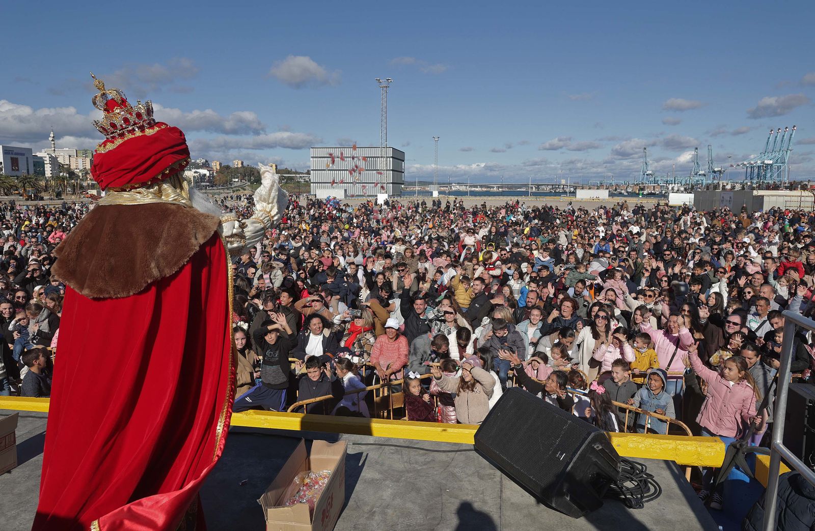Fotos del arrastre de latas en Algeciras