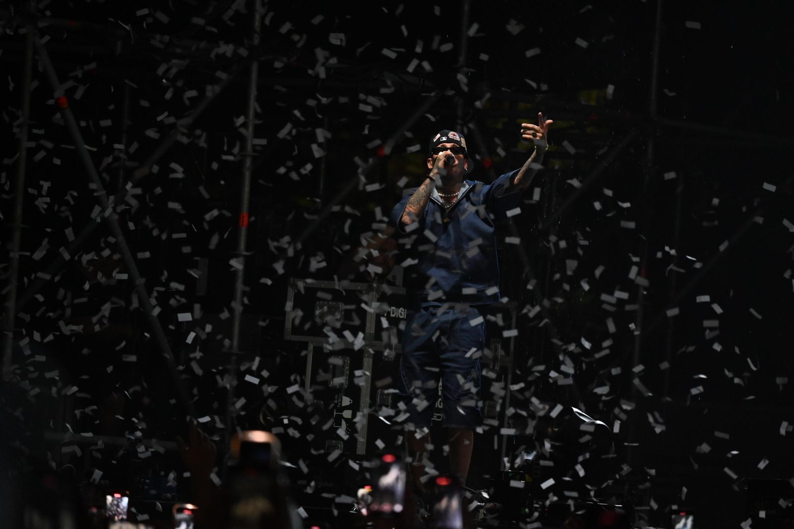 Las imágenes del concierto de Maikel Delacalle en las Fiestas Colombinas de Huelva