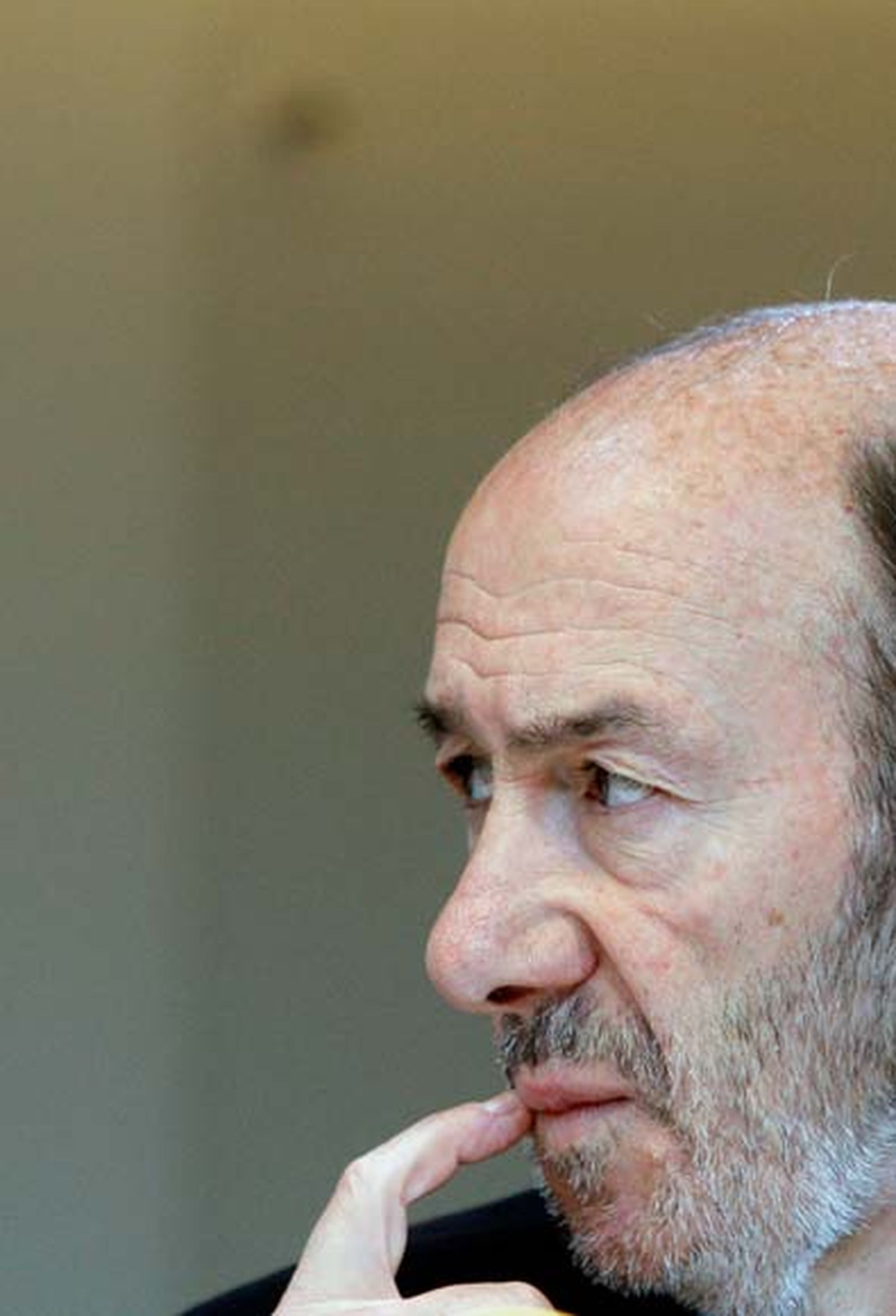 Rubalcaba rechaza pactar con Bildu