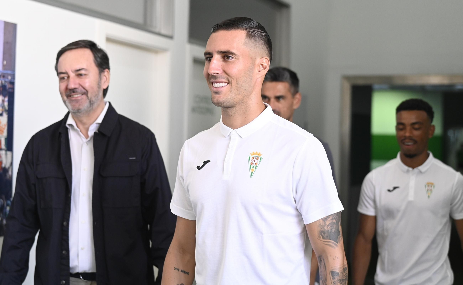 Las mejores fotos de la presentación de Sergi Guardiola y Dalisson como jugadores del Córdoba CF