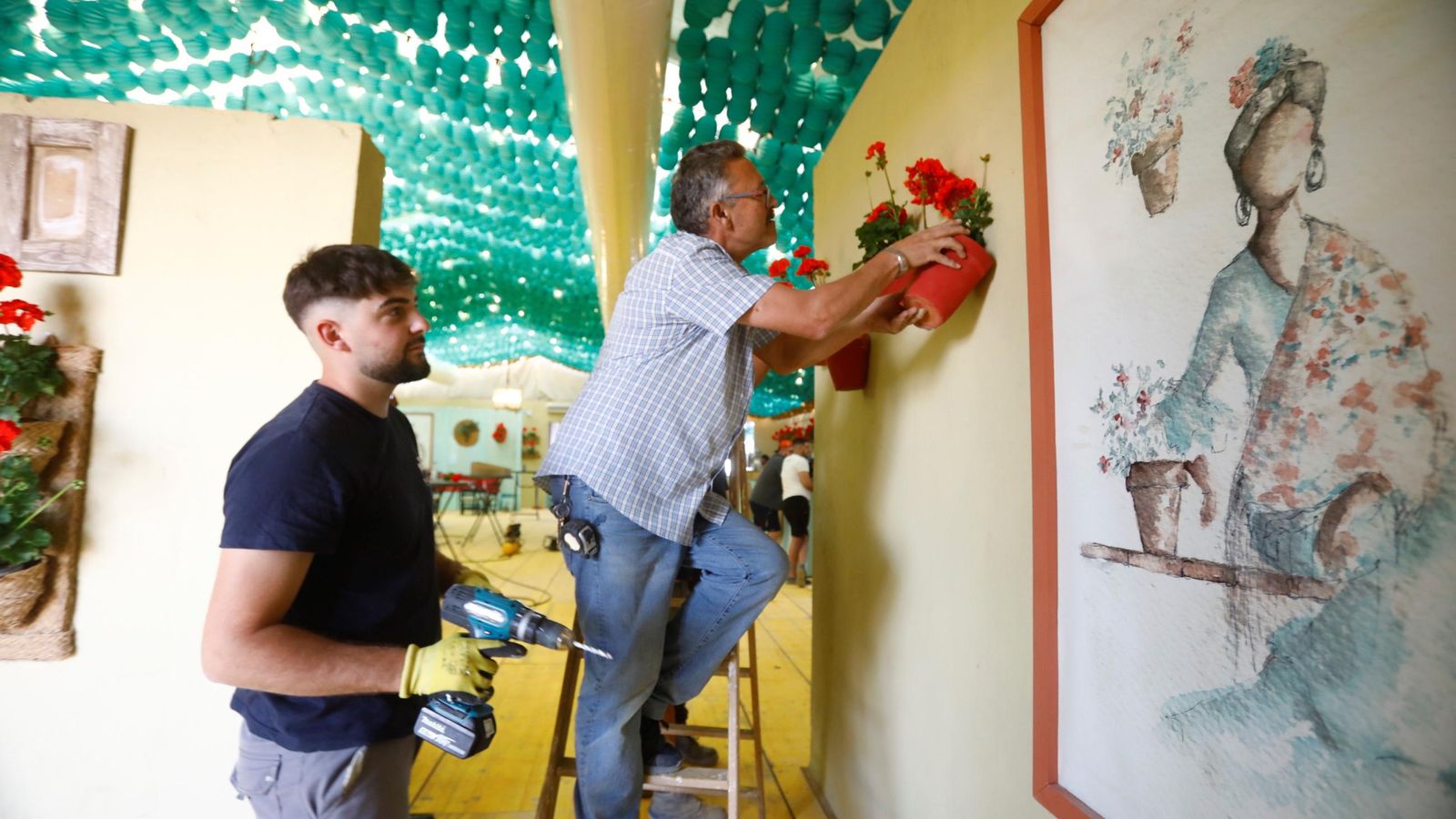 Los últimos retoques de la Feria, lista para acoger a los cordobeses