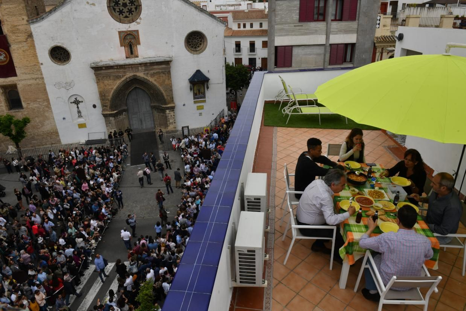 En casa, la verdadera comida familiar…